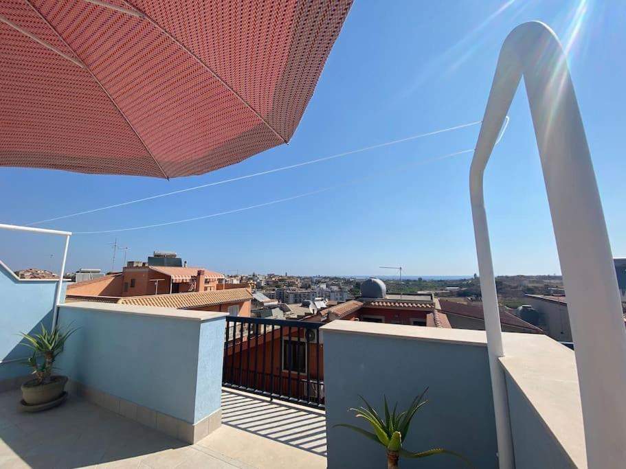 La Terrazza Di Mariel Apartment Pachino Exterior photo